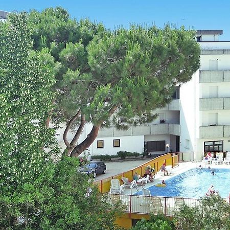 Apartment In Rosolina Mare With A Shared Pool Εξωτερικό φωτογραφία
