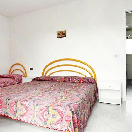 Apartment In Rosolina Mare With A Shared Pool Εξωτερικό φωτογραφία
