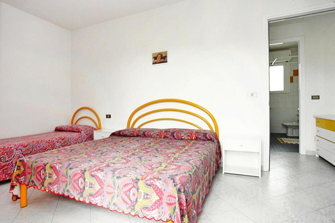 Apartment In Rosolina Mare With A Shared Pool Εξωτερικό φωτογραφία
